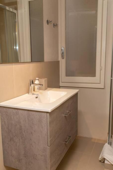 Cozy Santa Maria Novella Uffizi Duomo 2Beds-2Baths Apartment Florence Exterior photo