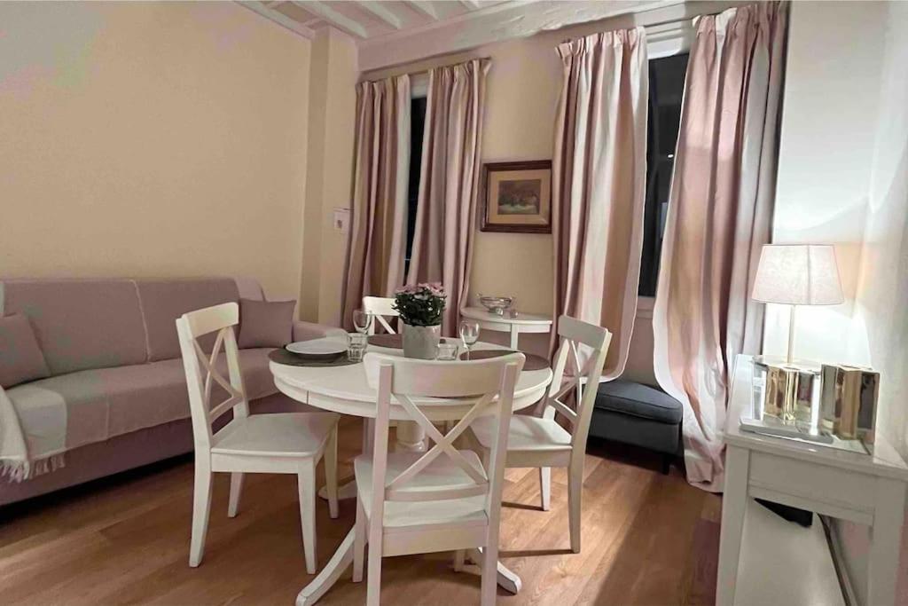 Cozy Santa Maria Novella Uffizi Duomo 2Beds-2Baths Apartment Florence Exterior photo