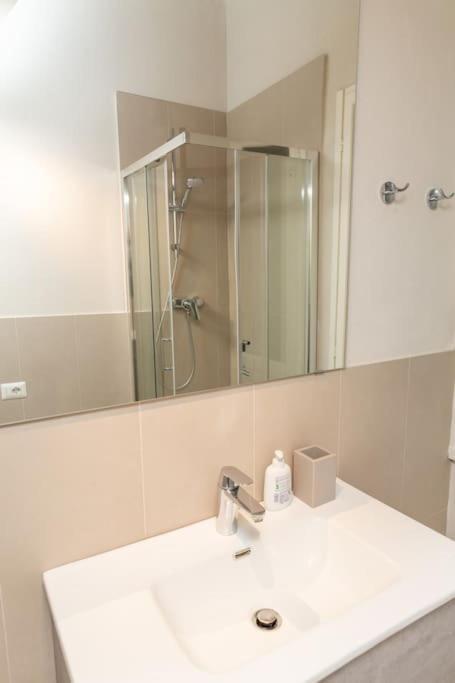 Cozy Santa Maria Novella Uffizi Duomo 2Beds-2Baths Apartment Florence Exterior photo