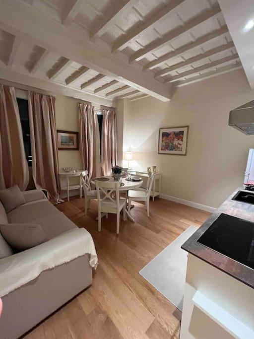 Cozy Santa Maria Novella Uffizi Duomo 2Beds-2Baths Apartment Florence Exterior photo