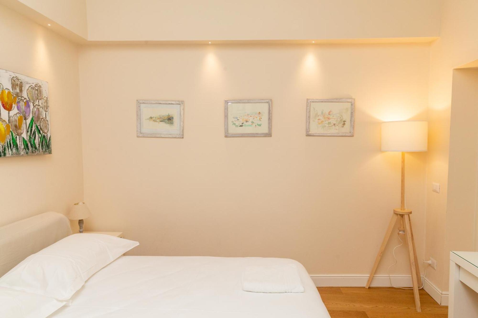 Cozy Santa Maria Novella Uffizi Duomo 2Beds-2Baths Apartment Florence Exterior photo