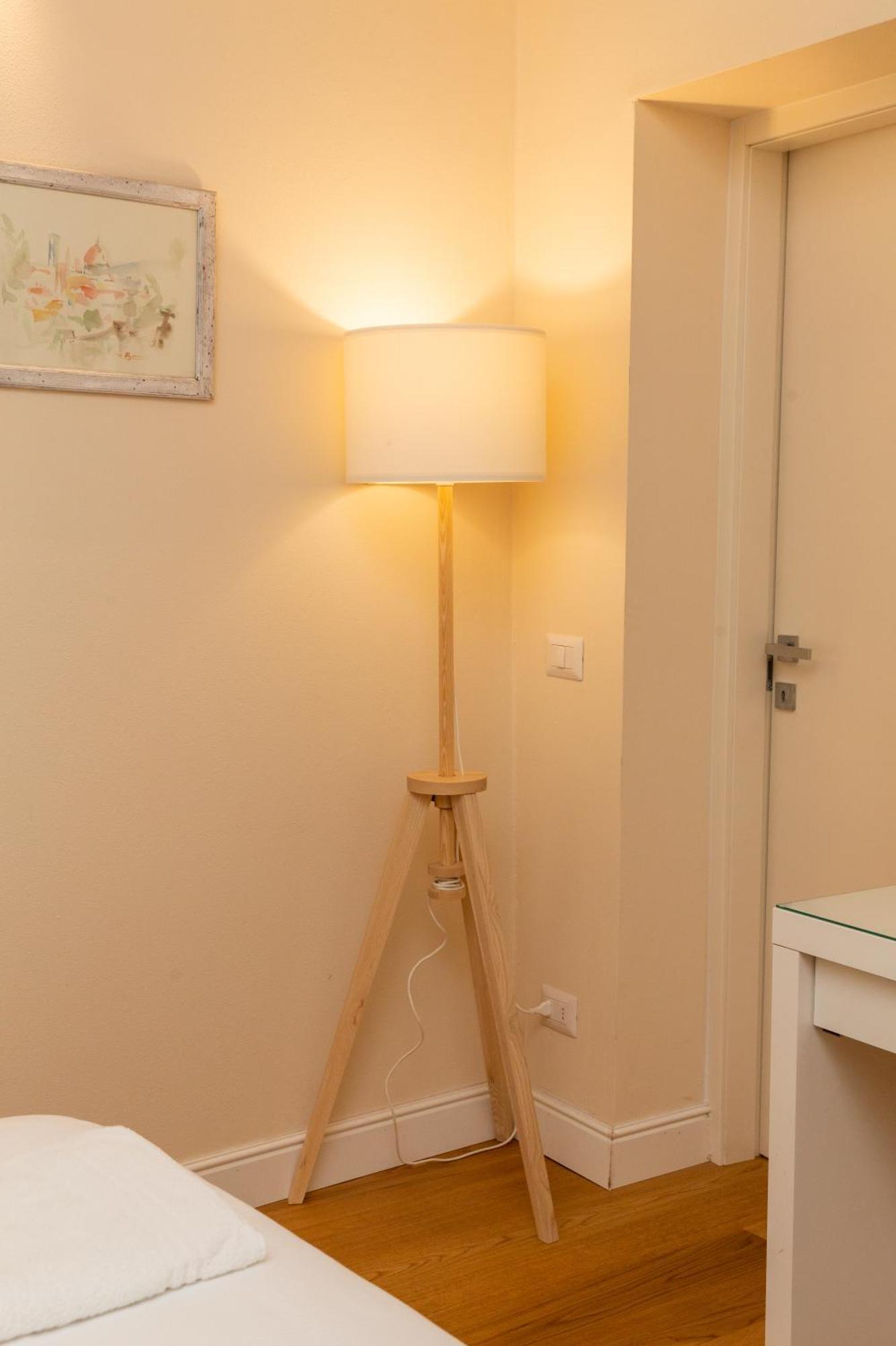 Cozy Santa Maria Novella Uffizi Duomo 2Beds-2Baths Apartment Florence Exterior photo