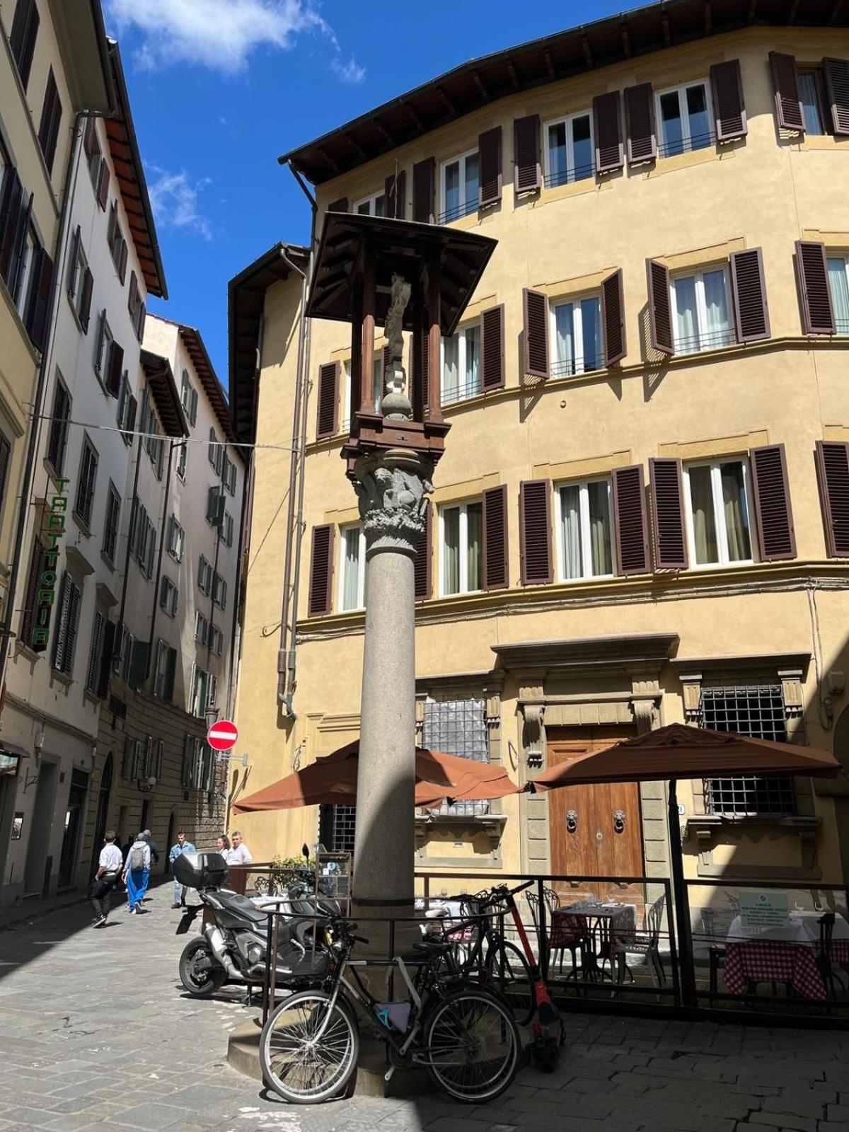 Cozy Santa Maria Novella Uffizi Duomo 2Beds-2Baths Apartment Florence Exterior photo